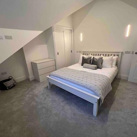 New Apartment, 10 Mins From Principality Stadium Cardiff Exterior photo