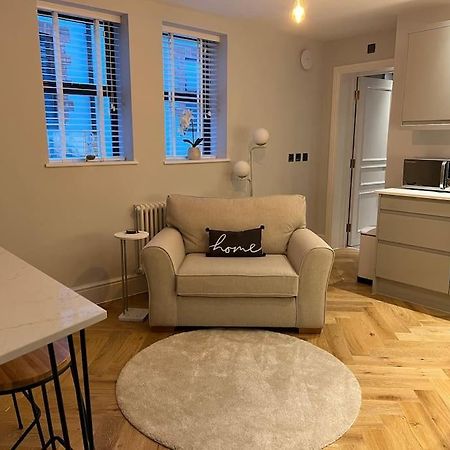 New Apartment, 10 Mins From Principality Stadium Cardiff Exterior photo