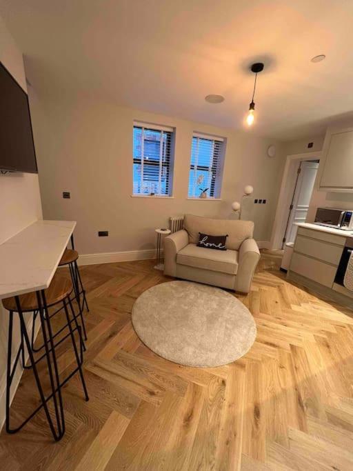 New Apartment, 10 Mins From Principality Stadium Cardiff Exterior photo
